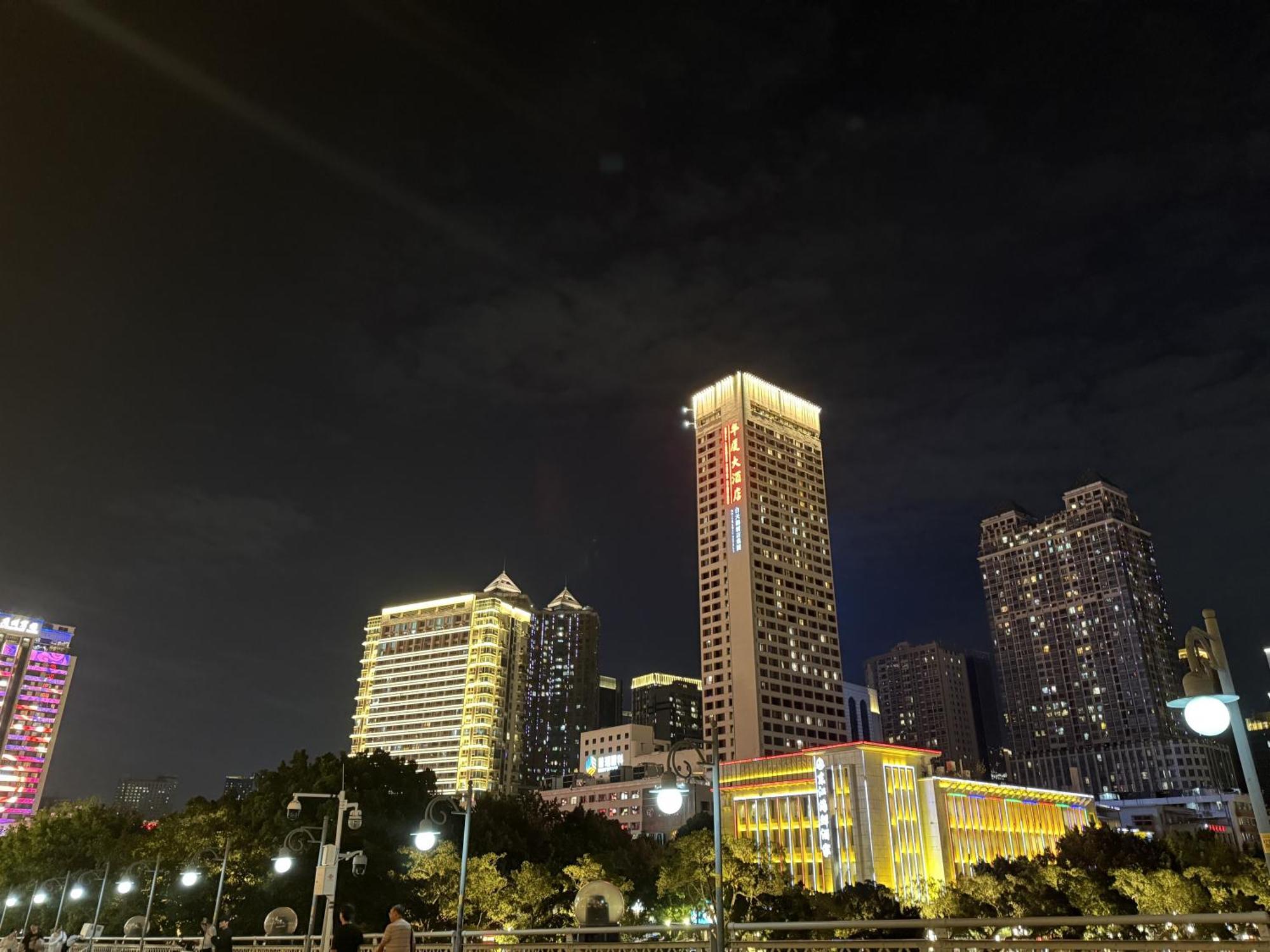 Waifiden Guangzhou Haizhu Square Wanyi Apartment Buitenkant foto